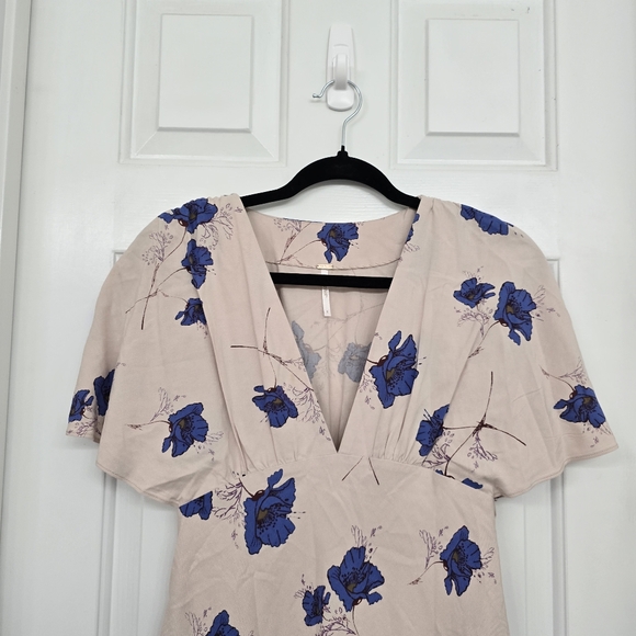 FREE PEOPLE MELANIE Blue FLORAL Beige RUCHED SLEEVE MINI DRESS SZ 0 Babydoll - Picture 7 of 16